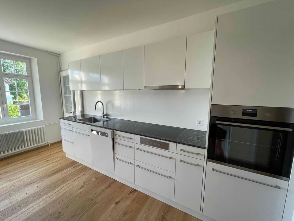 5.5-Zimmer-Wohnung an zentraler und ruhiger Lage