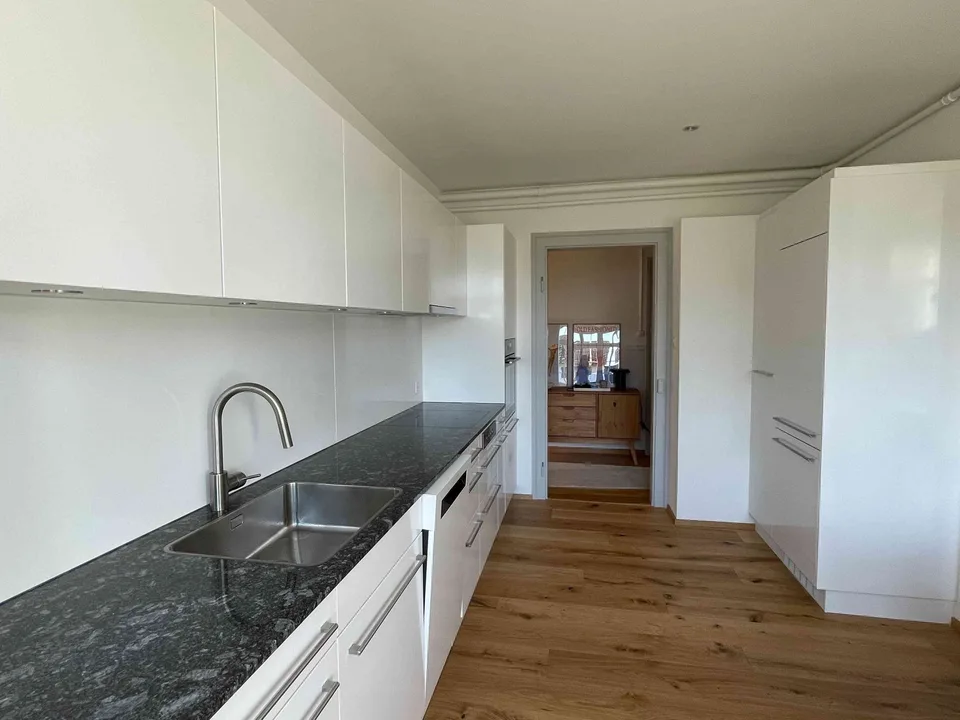 5.5-Zimmer-Wohnung an zentraler und ruhiger Lage