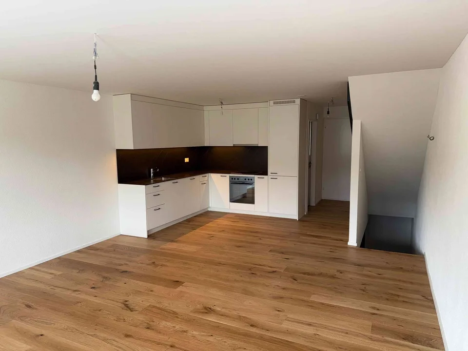 Frisch renoviert:5.5-Zimmer-Reihenhaus mit Terrasse, Balkon und Garten