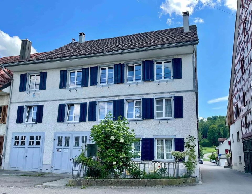 Praxis - Büroräumlichkeiten in einer charmanten 3,5-Zimmerwohnung