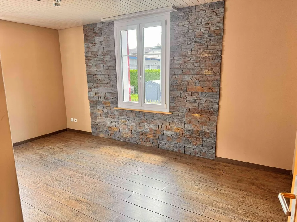 Gemütliche 4 1/2 Zimmer-Wohnung in einem 2-Familienhaus