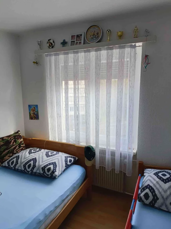 Helle 4.5 Zimmerwohnung sehr Zentral zwischen Haggen & Bruggen Bahnhof