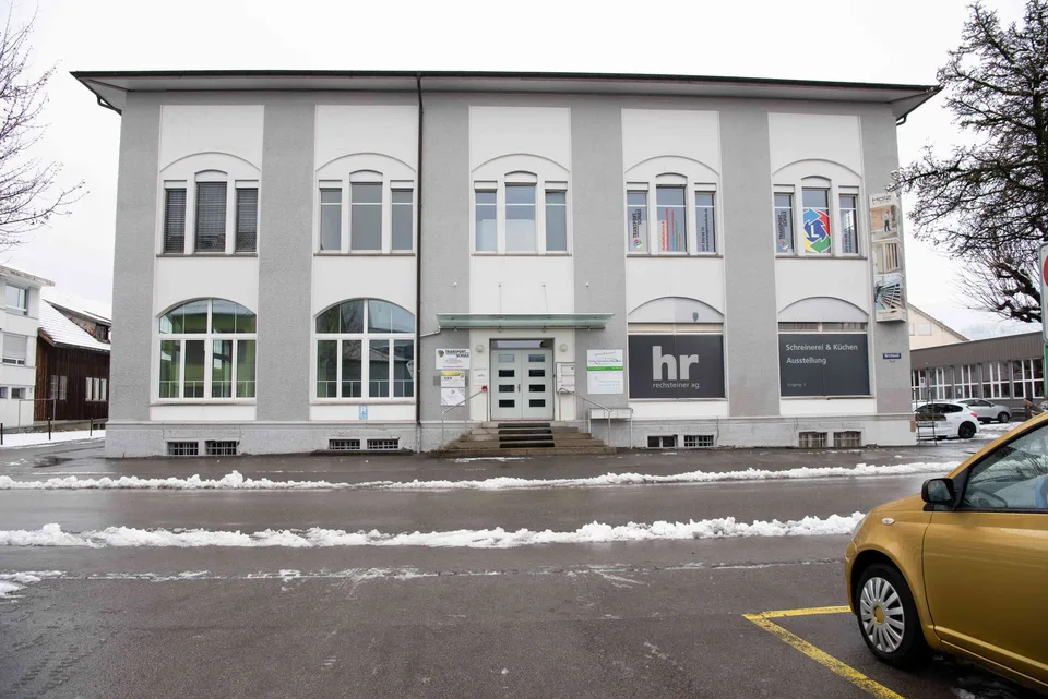 Frisch sanierter Gewerberaum mit besonderem Charme