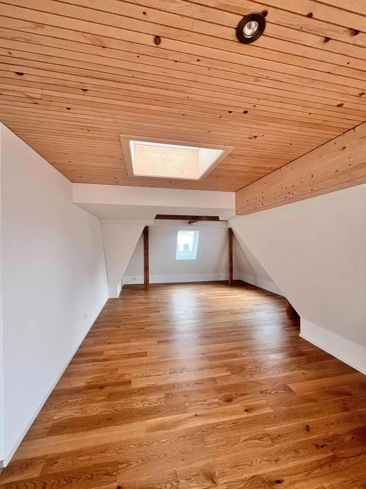 Charmante 4.5-Zimmer-Dachwohnung in Frauenfeld mit herrlicher Aussicht