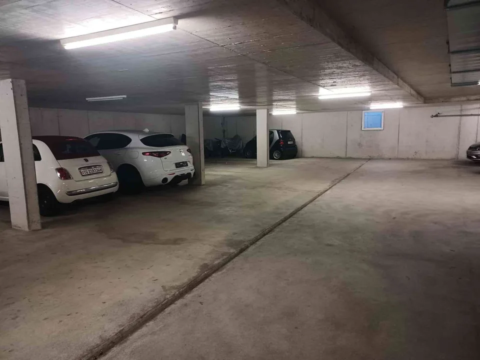 Tiefgaragenplatz