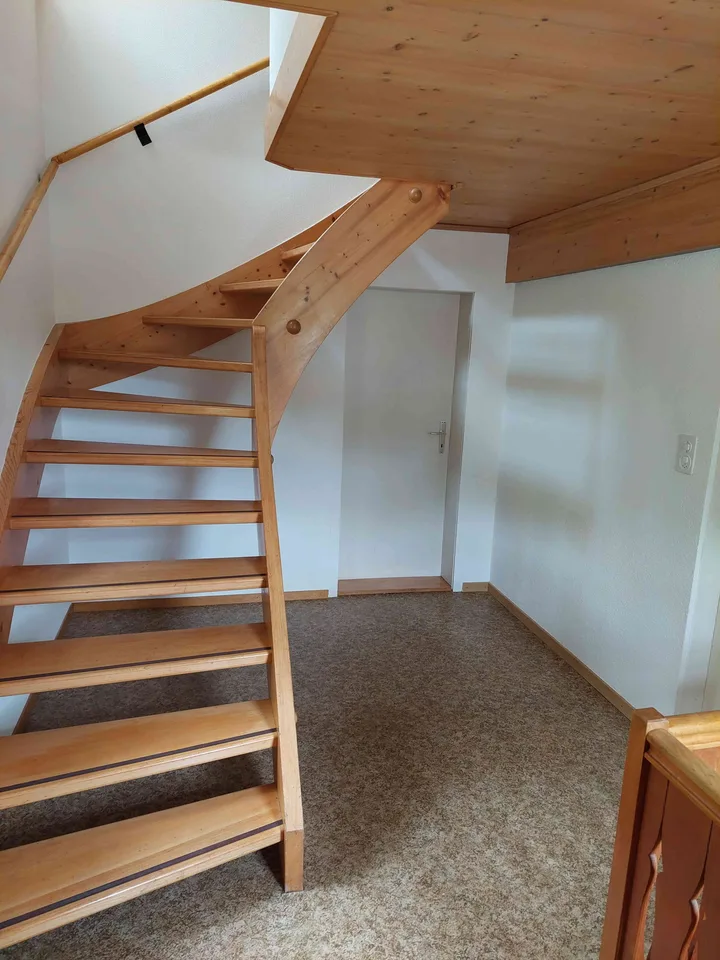 7 Zimmer Wohnung auf dem Land