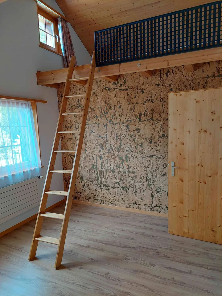 7 Zimmer Wohnung auf dem Land