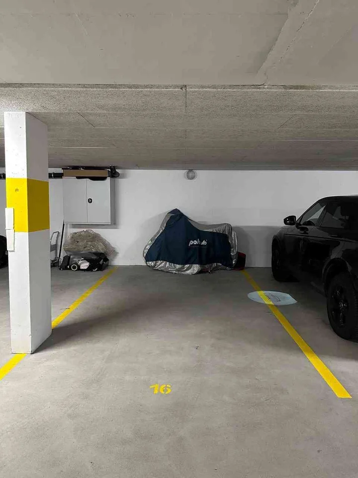Auto Abstellplatz in Tiefgarage