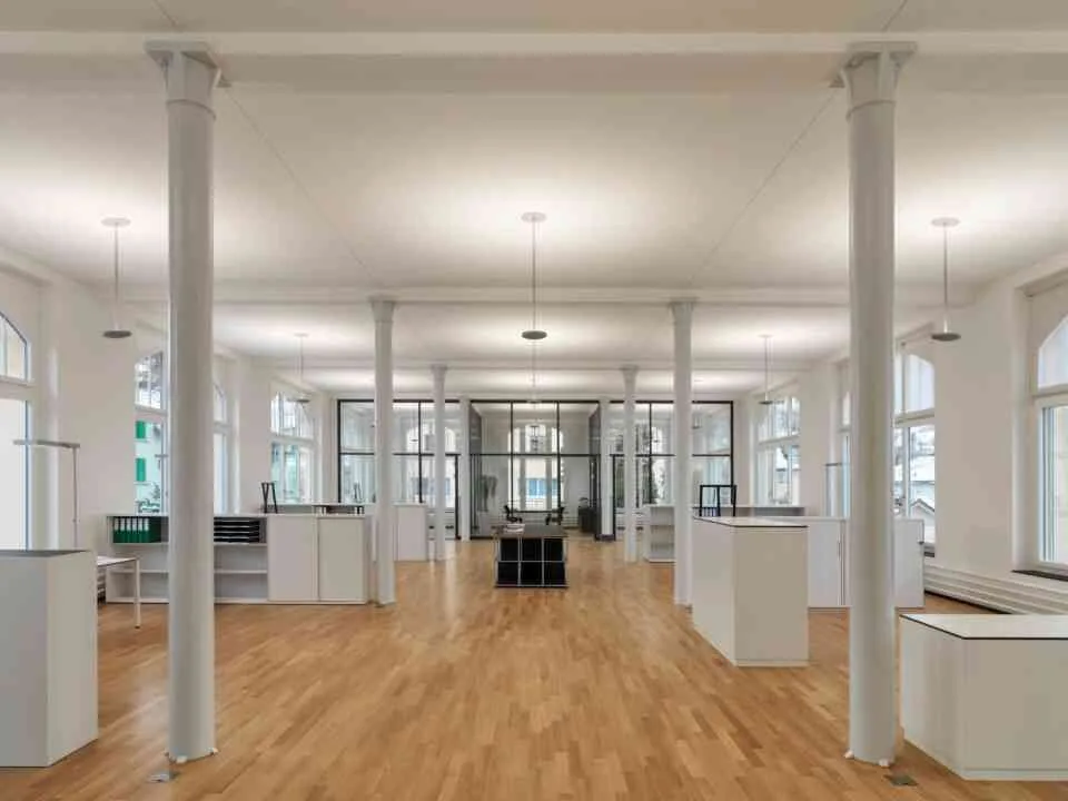 Teiluntermiete in modernem, repräsentativen Grossraumbüro