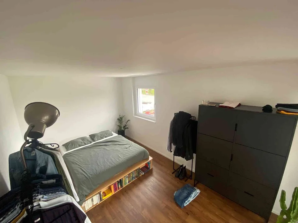 Moderne, helle und zentral gelegene 2.5 Zimmer Wohnung
