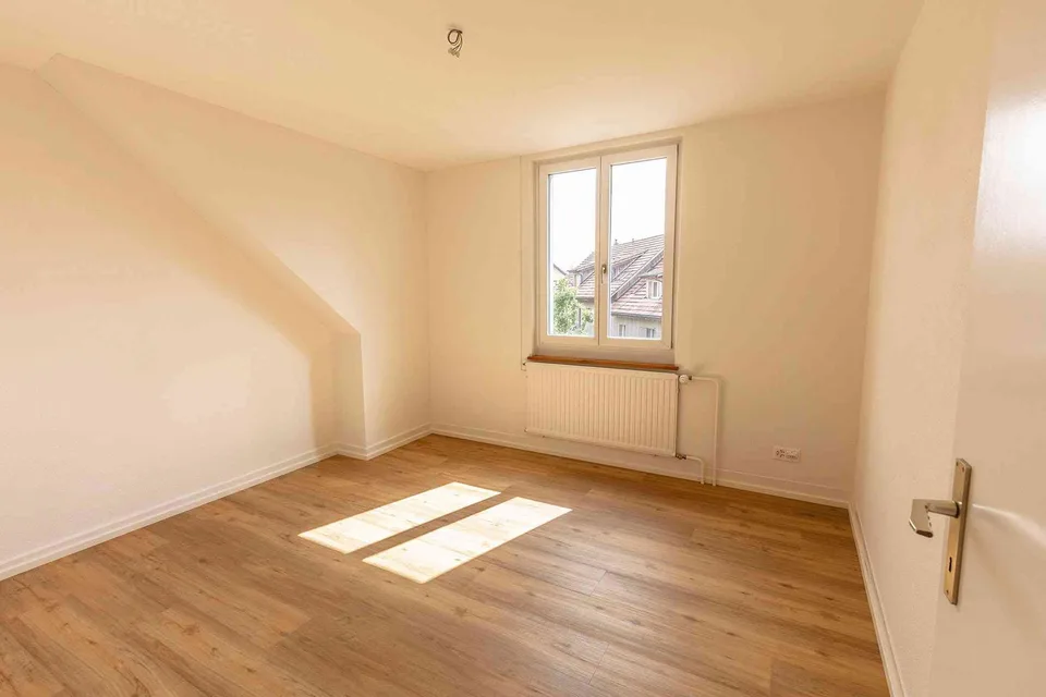 3.5-Zimmer-Wohnung (125 m²) mit ausgebautem Dachgeschoss