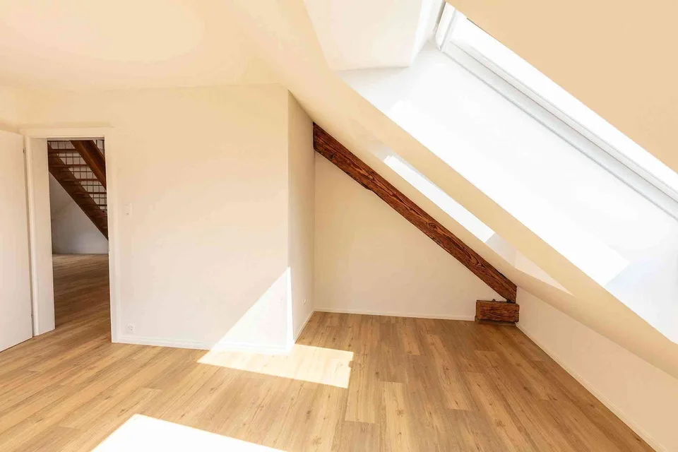 3.5-Zimmer-Wohnung (125 m²) mit ausgebautem Dachgeschoss