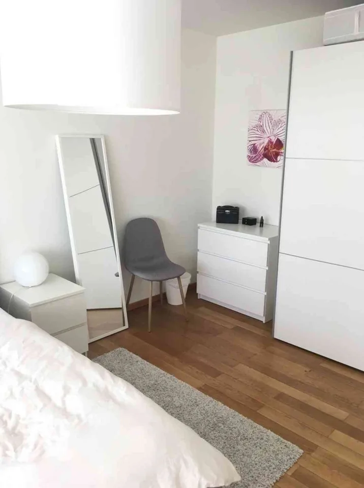 Helle 2.5-Zimmer-Wohnung mit grosser Sonnenterrasse