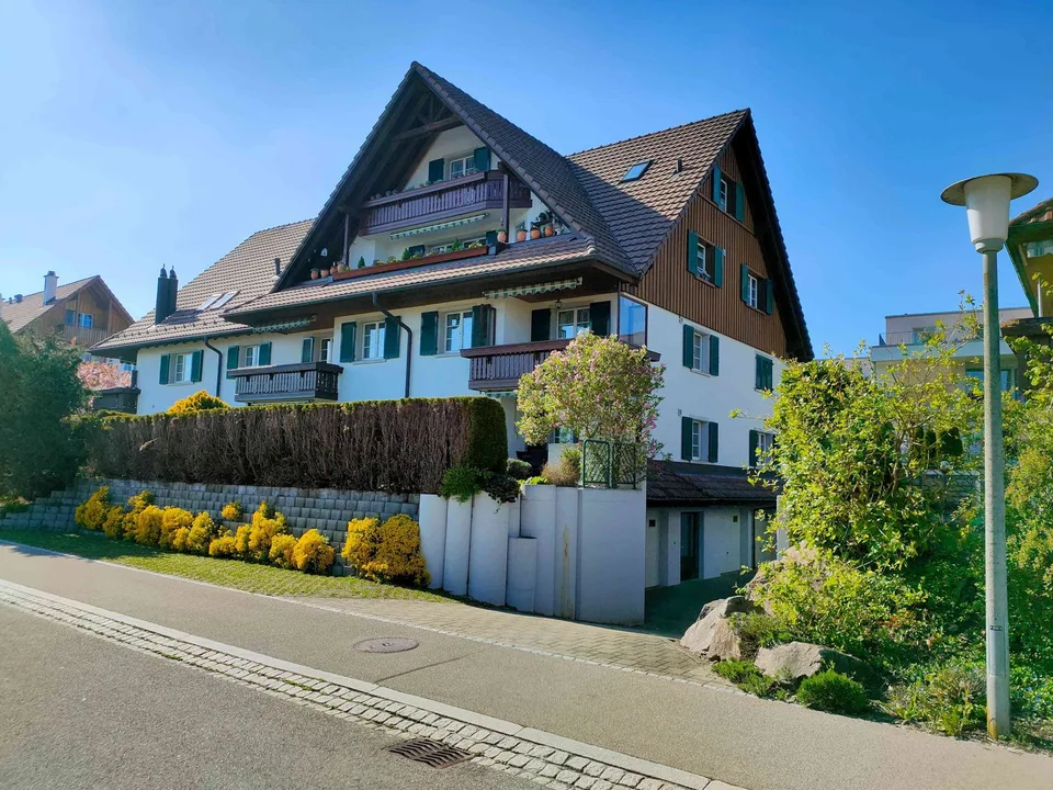 4.5 Zimmer Wohnung 120m zu Vermieten