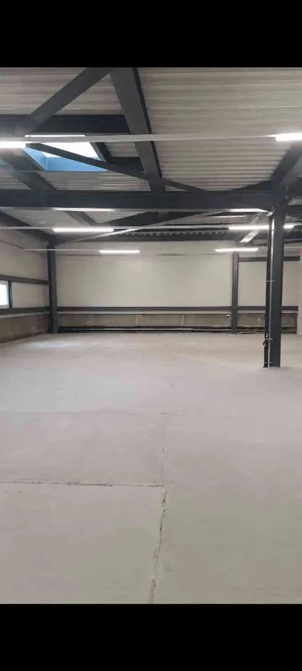 Gewerbefläche / Lagerraum ca. 230 m² zu vermieten