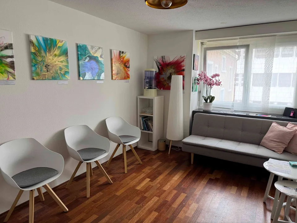 Praxisraum 47 m² zur Untermiete – zentral beim Bahnhof Winterthur