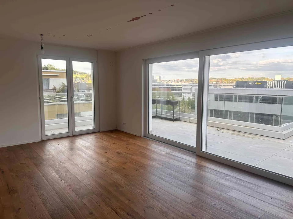 Schöne Attika-Wohnung am Rande Winterthurs