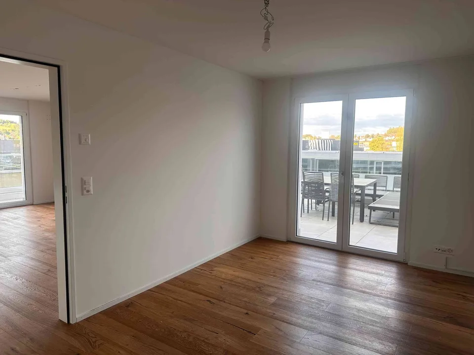Schöne Attika-Wohnung am Rande Winterthurs