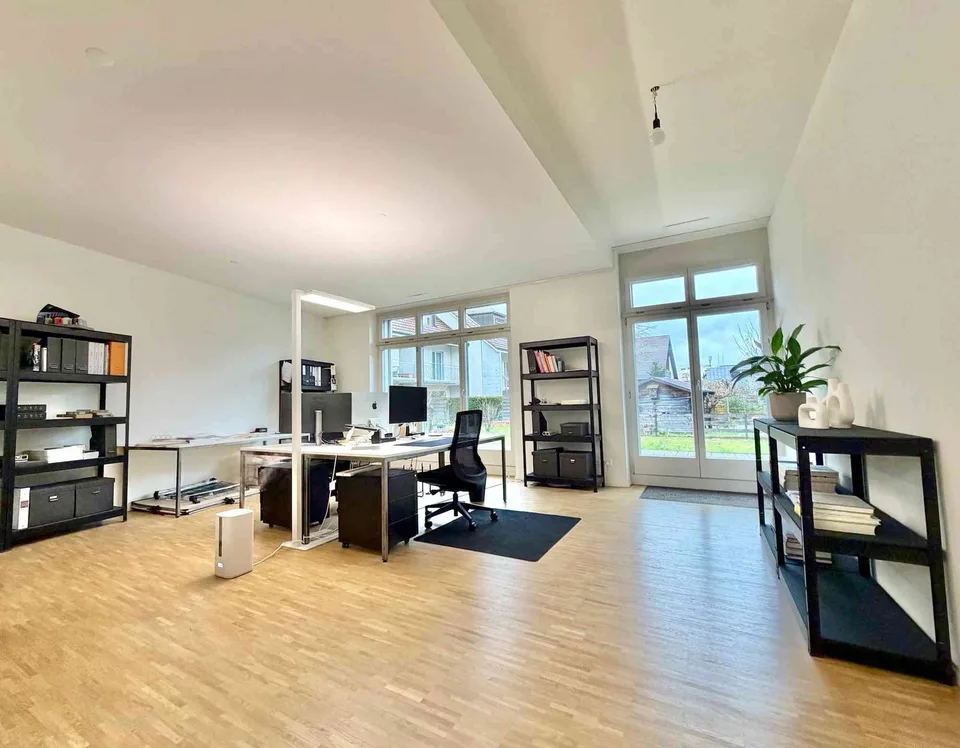 Büroarbeitsplatz in Bürogemeinschaft zu vermieten – Oberwinterthur