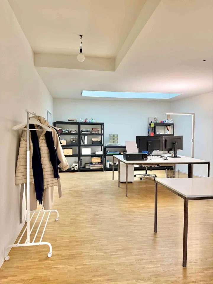 Büroarbeitsplatz in Bürogemeinschaft zu vermieten – Oberwinterthur