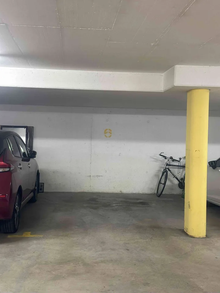 Zwei Parkplätze in der Tiefgarage zur Auswahl: 12 m² oder 18 m²