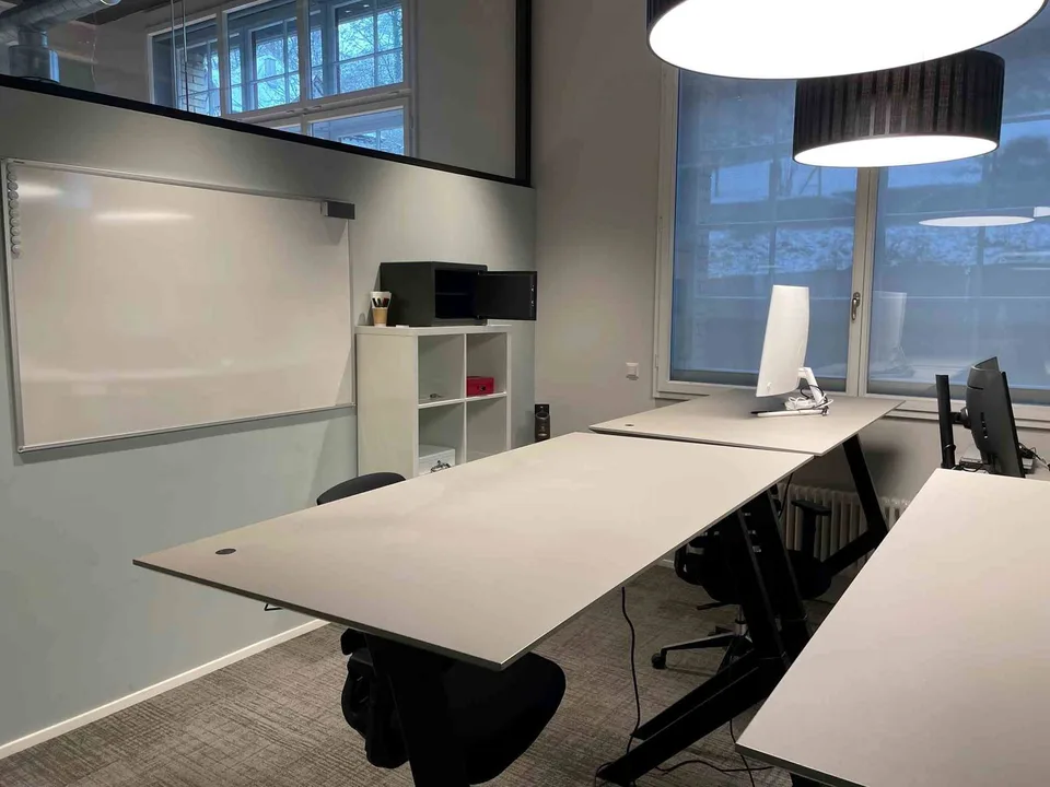 TEAM-OFFICE für 4 Personen