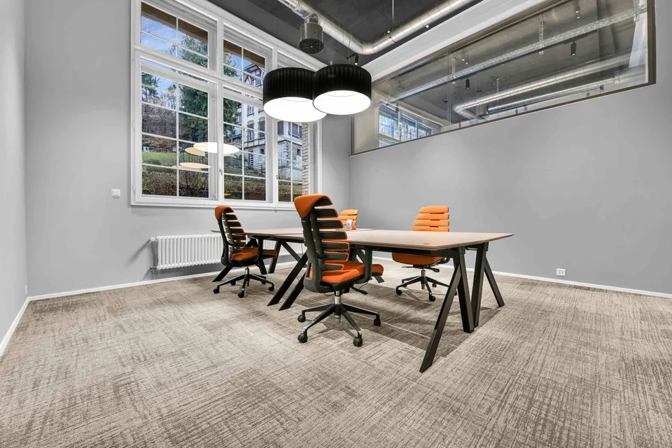 TEAM-OFFICE für 4 Personen