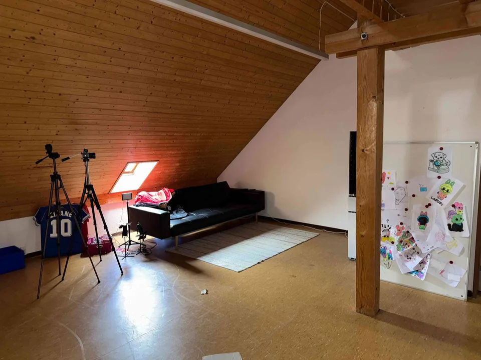 Heller und vielseitiger Gewerberaum / Büro / Atelier in Lengnau AG