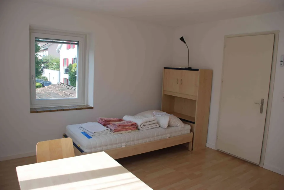 Möblierte Zimmer an der Lägernstrasse 14