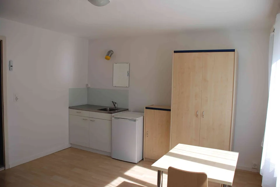 Möblierte Zimmer an der Lägernstrasse 14