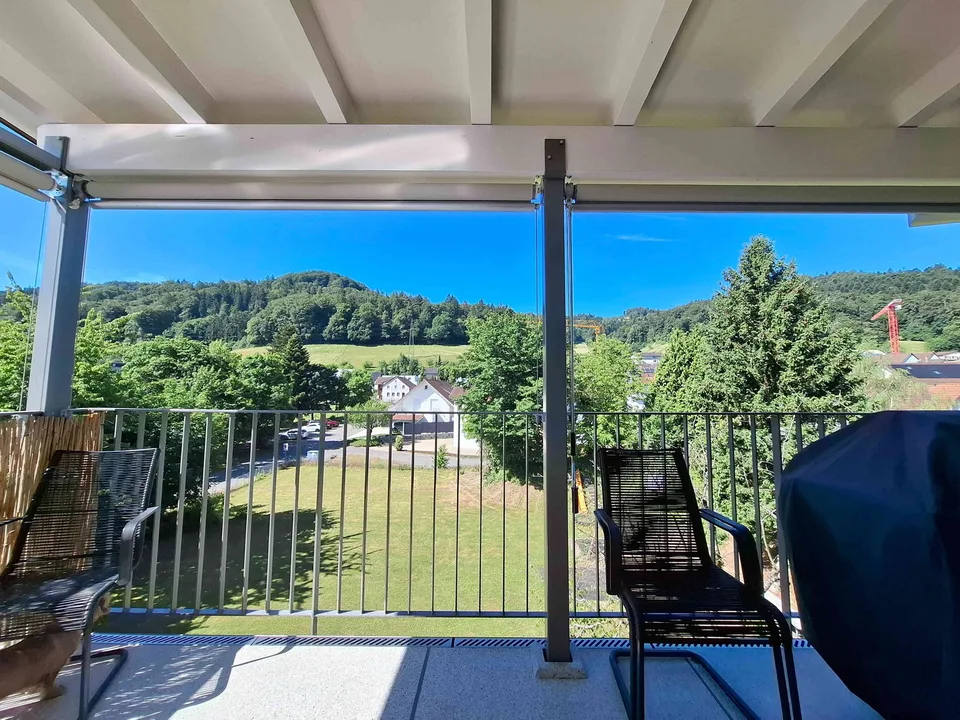 Schöne 5 ½ Zimmer-Wohnung mit herrlichem Ausblick in Neuenhof mieten