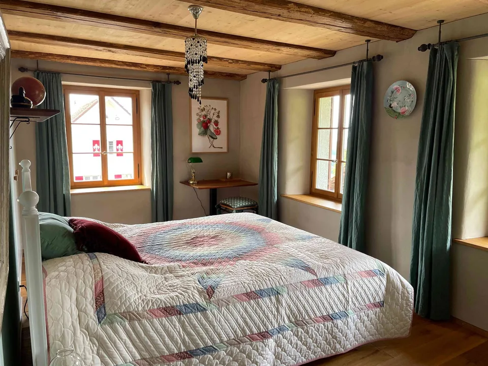 "Möblierte 3.5-Zimmer-Wohnung in charmantem Landhaus – Birmenstorf "