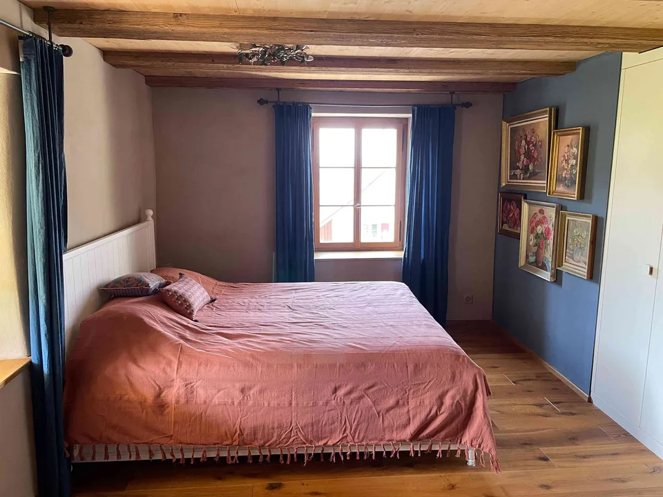 "Möblierte 3.5-Zimmer-Wohnung in charmantem Landhaus – Birmenstorf "