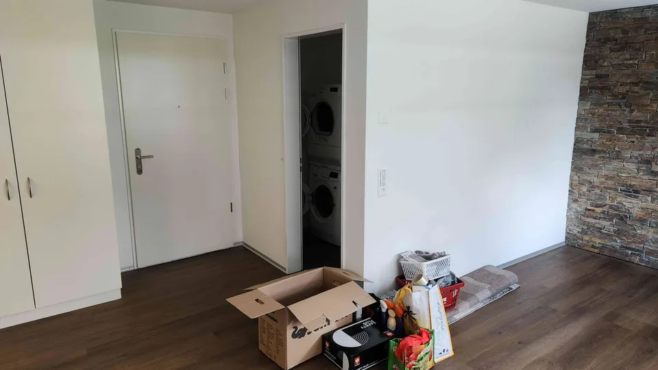 Moderne 2 Zimmer Wohnung in Weiach