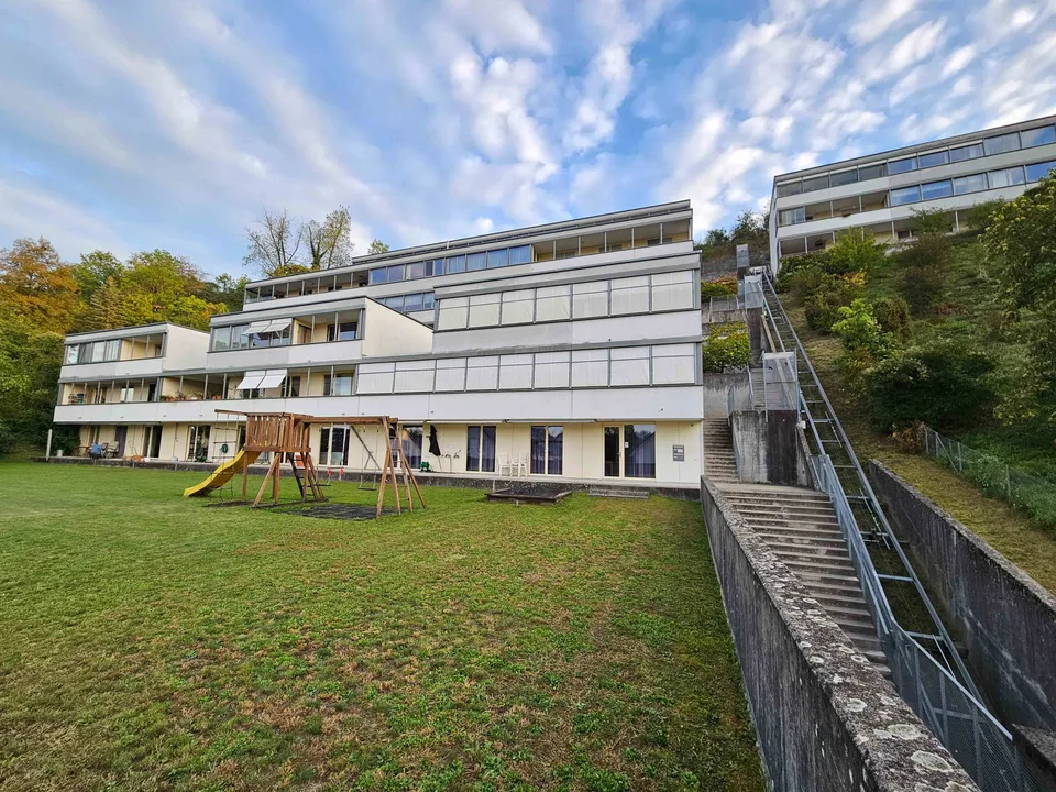 Einstellhallenplätze zu vermieten