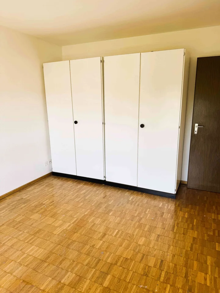Grosszügige 3.5-Zimmer-Wohnung mit Balkon – befristet bis 31.08.2027