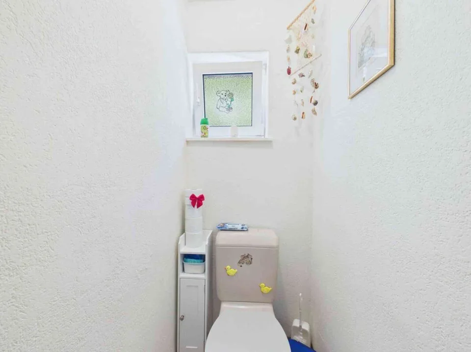 Helle 3.5-Zimmer-Erdgeschosswohnung mit eigener Wäscherei & Garage