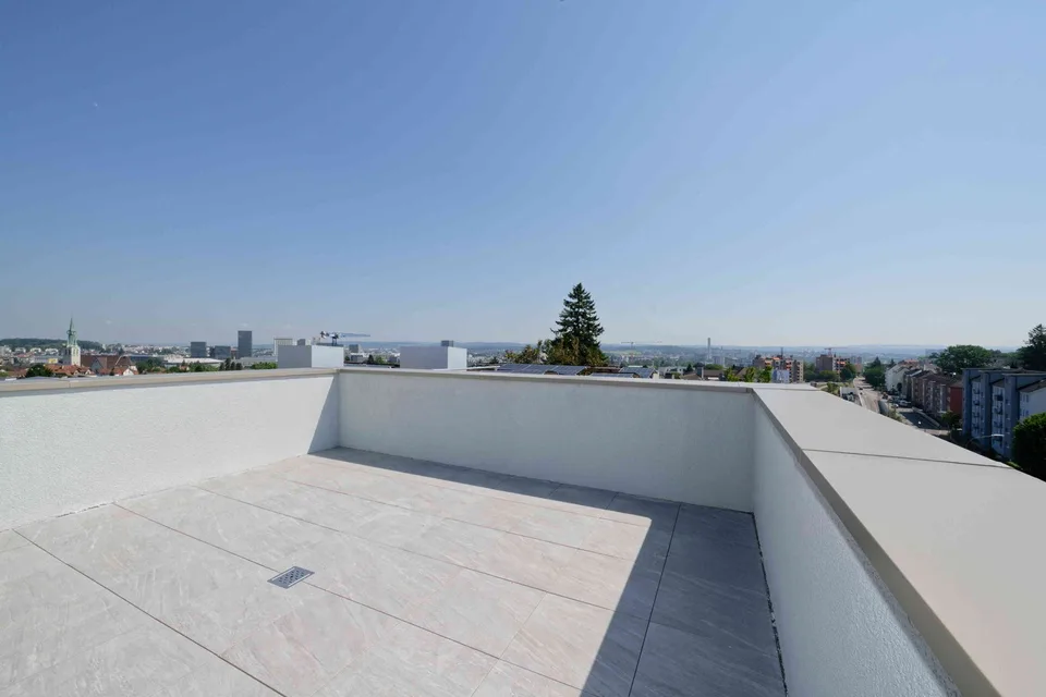 Penthouse-Wohnung mit zwei Terrassen
