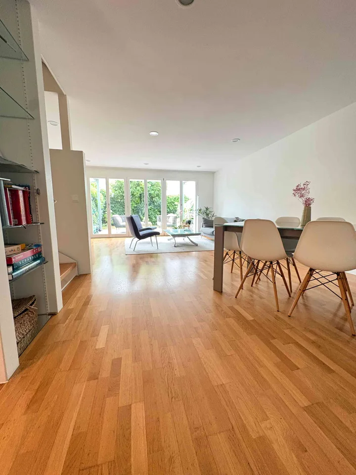 Exklusives 6.5-Zimmer-Reiheneinfamilienhaus mit Einliegerwohnung