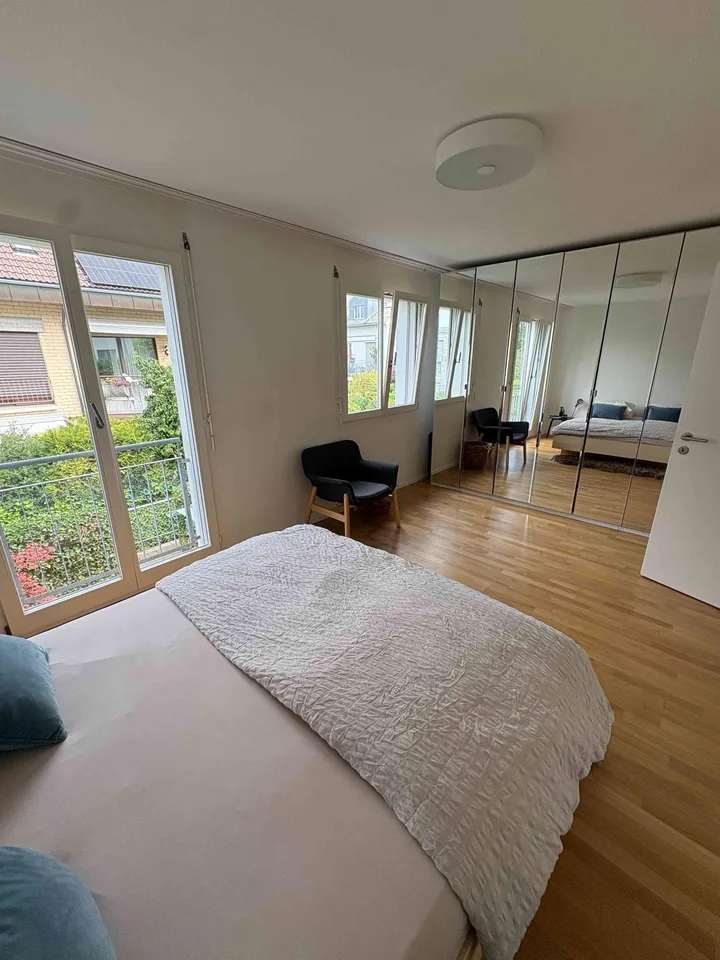 Exklusives 6.5-Zimmer-Reiheneinfamilienhaus mit Einliegerwohnung