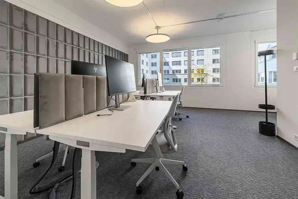 Möblierte Bürofläche im ORBIZ Josef – flexible Grösse, ab 3 Monaten