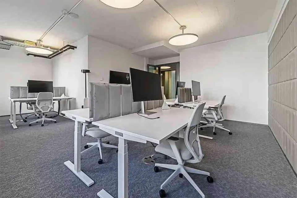 Möblierte Bürofläche im ORBIZ Josef – flexible Grösse, ab 3 Monaten