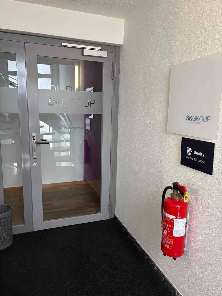 Privates Büro in repräsentativer Bürogemeinschaft im Zürcher See