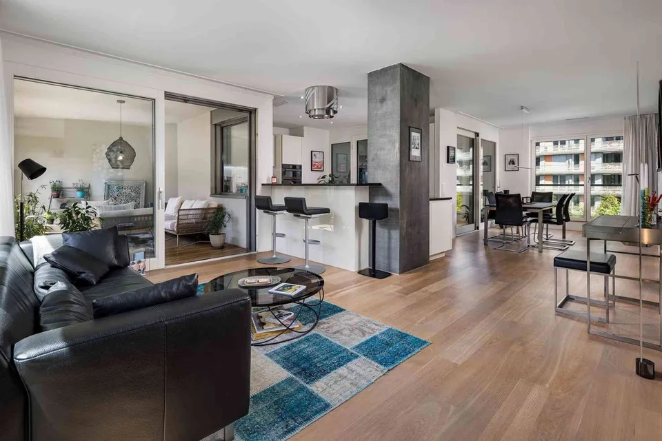 Moderne 3.5-Zimmer-Minergie-Wohnung in Zürich-West ab sofort frei!