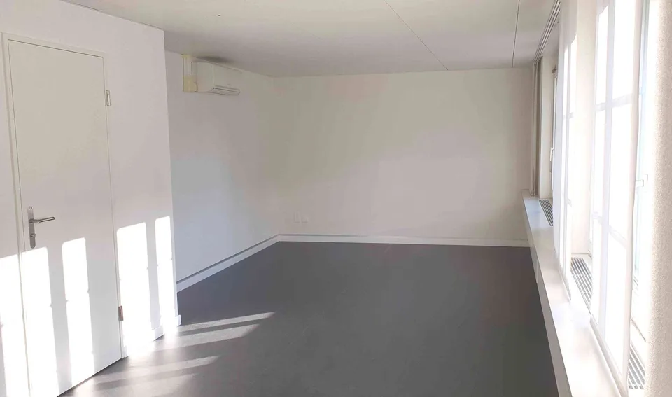 Praxisraum 40m2 in der Begegnungszone Seestrasse