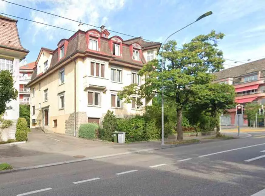 Wohnung am Zürichberg, befristet 16.08-13.09.2026