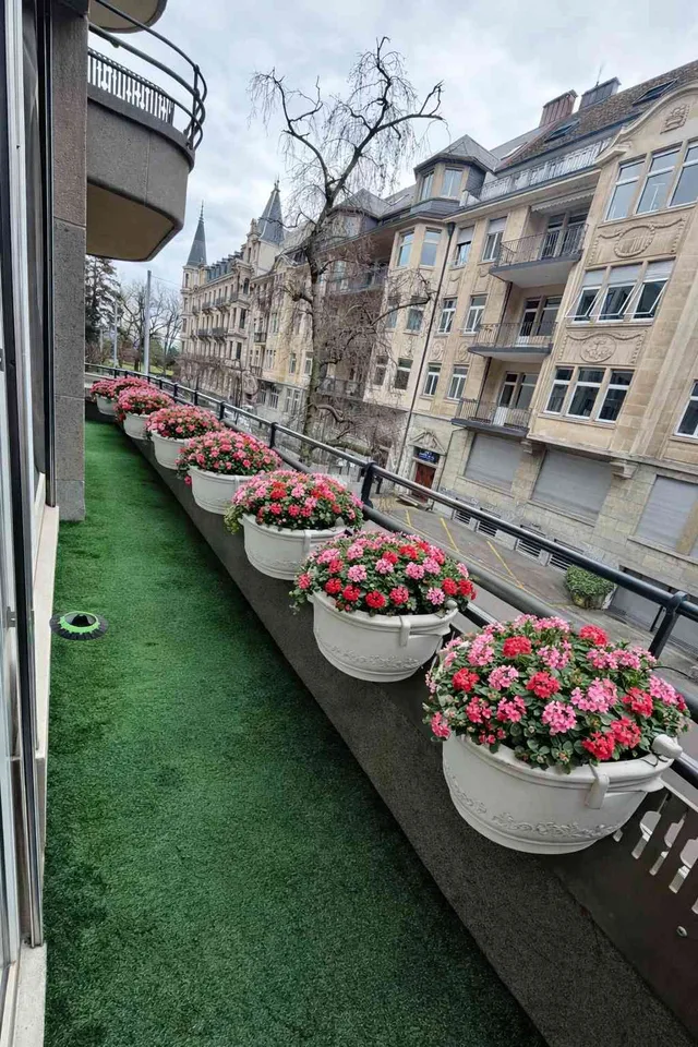 next Bahnofstrasse/ Lake-Summer Apartment with Fitness & Dreyer Grand