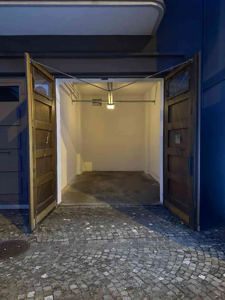 Garage for Rent – Bederstrasse, Zürich (Enge)