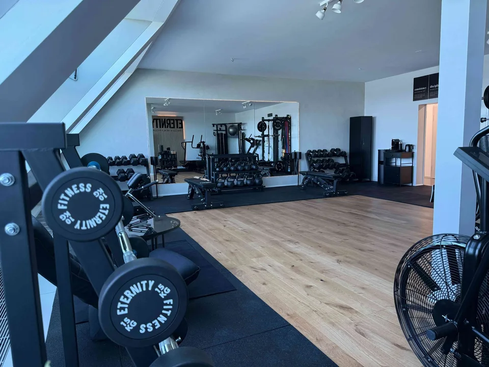 Premium Trainingsraum für Personal Trainer & Physiotherapeuten