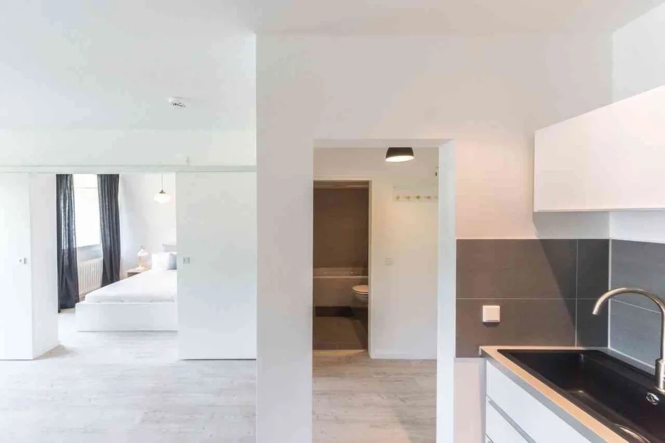 Modern möbliert mit Balkon in beliebter Lage!